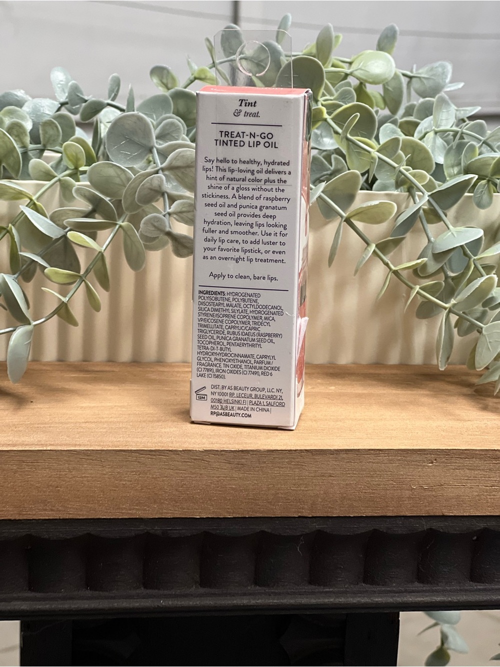 Laura Geller Treat-N-Go Tinted Lip Oil - Picture 2 of 2